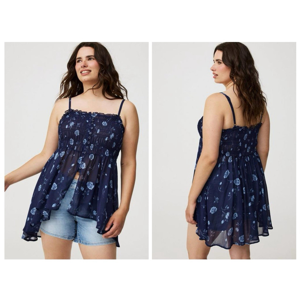 Torrid Women’s Chiffon Button Up Sleeveless Smocked 4X Navy Floral Festive